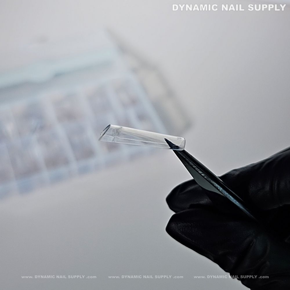 medium square nail tips clear - 20